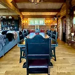 Large Log At With Sauna, Fireplace And Panoramic View * Sjusjøen