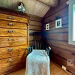 בית נופש Large Log At With Sauna, Fireplace And Panoramic View
