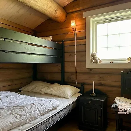 Dom wakacyjny Large Log At With Sauna, Fireplace And Panoramic View *